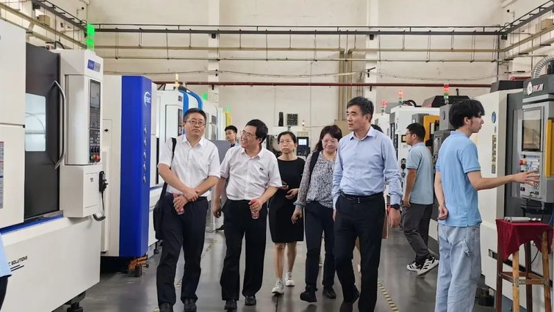 工业齿轮箱漏油修补剂：揭秘其作用与选择要点**