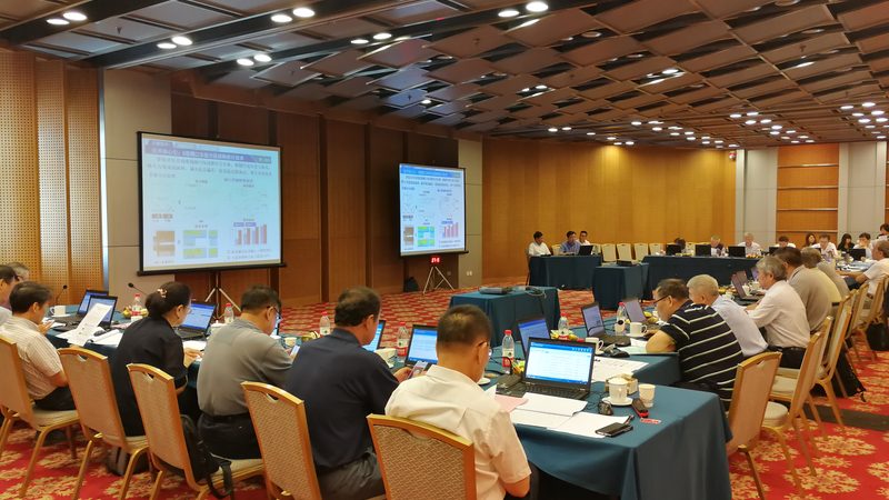 轴承座规格表公差标准：揭秘精密加工的关键要素